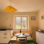 Cosy Lisiere De Foret Chalet *